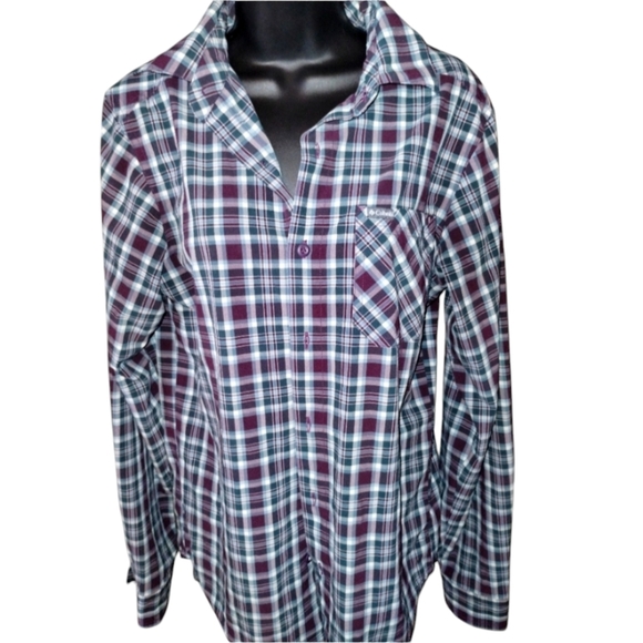 Columbia Tops - Columbia Sportswear, stretchy checked fabric, lightweight size S/p